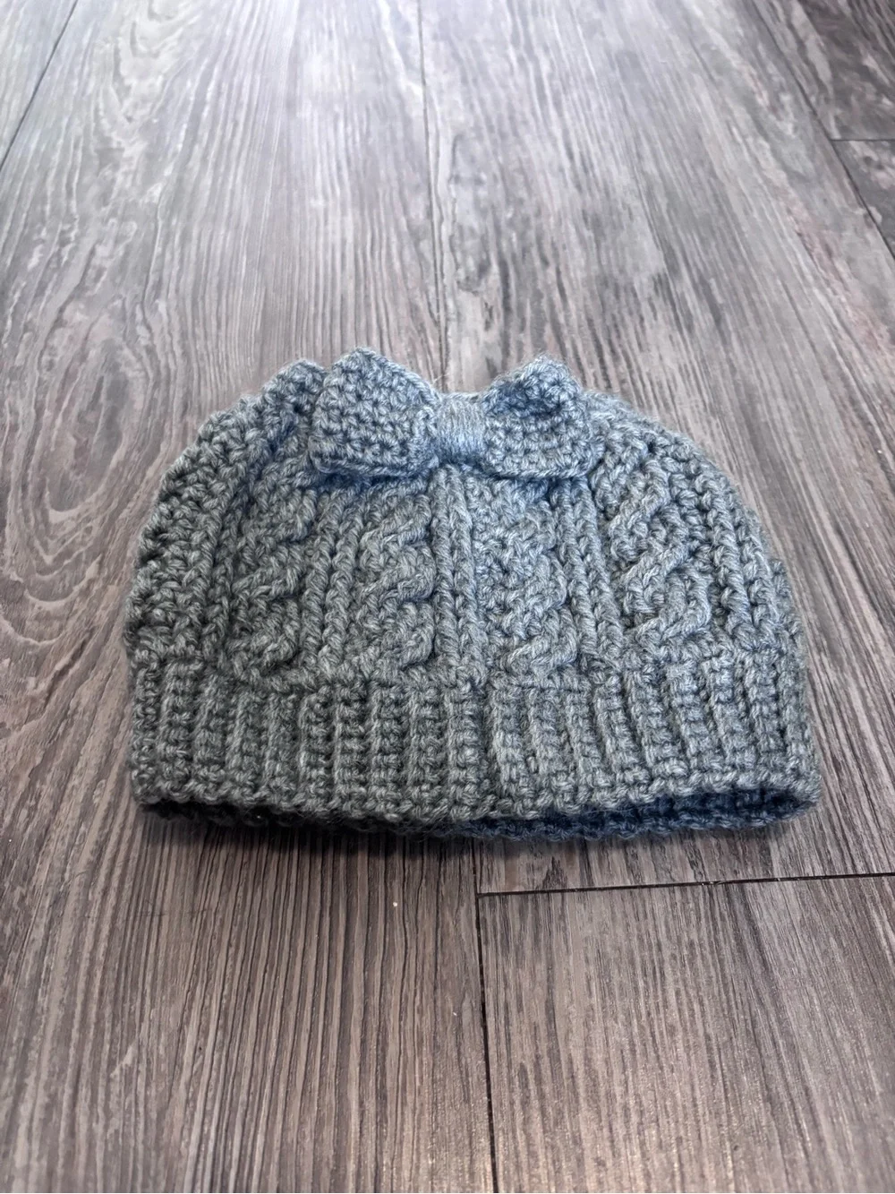 Cozy Cable Knit Kids Beanie Hat - Light Gray with Bow